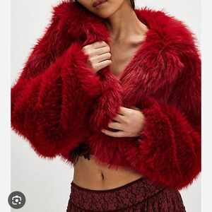 NWT FREE PEOPLE RED/WINE CROPPED FUR JACKET - SIZE XS